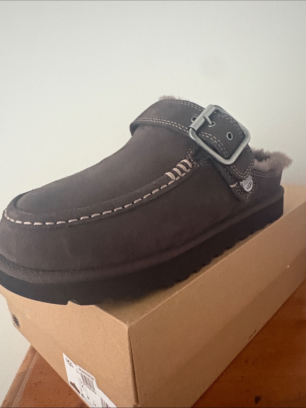 Ugg goldenstar evelina clog size 7